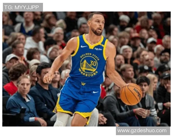 2015年NBA季后赛勇士与雷霆激战回顾精彩瞬间与关键时刻分析