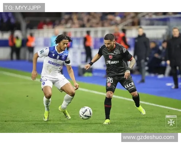 北卡罗莱与里昂的精彩对决揭示足球战术与团队合作的完美结合