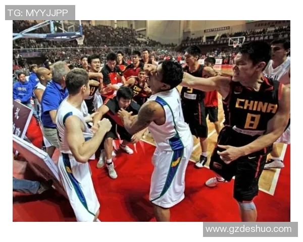 曾凡博的篮球之路:从青涩少年到职业赛场的璀璨新星 曾凡博的篮球之路:从青涩少年到职业赛场的璀璨新星