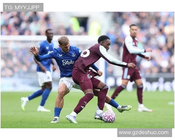 桑德兰主场迎战阿斯顿维拉双方争夺英冠关键三分的激烈对决 桑德兰主场迎战阿斯顿维拉双方争夺英冠关键三分的激烈对决